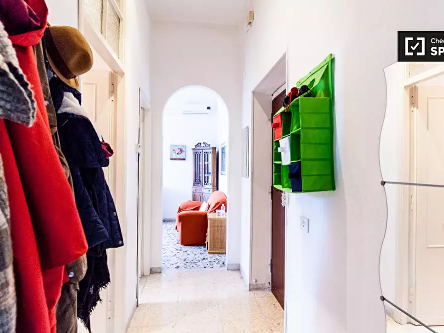 Immagine 16 di Camera condivisa in affitto  in Via Ostiense a Roma