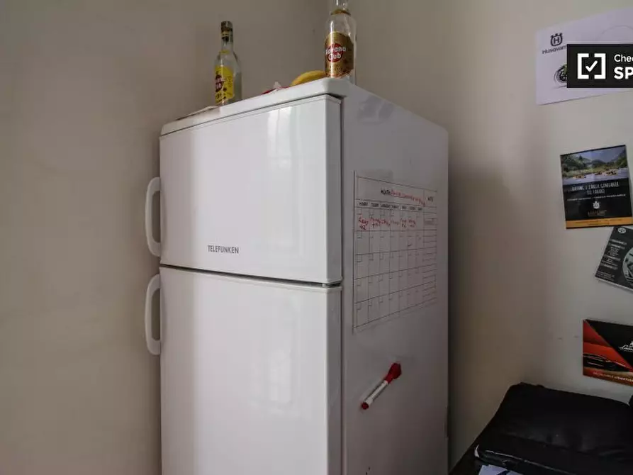 Immagine 4 di Camera condivisa in affitto  in Corso S. Maurizio a Torino