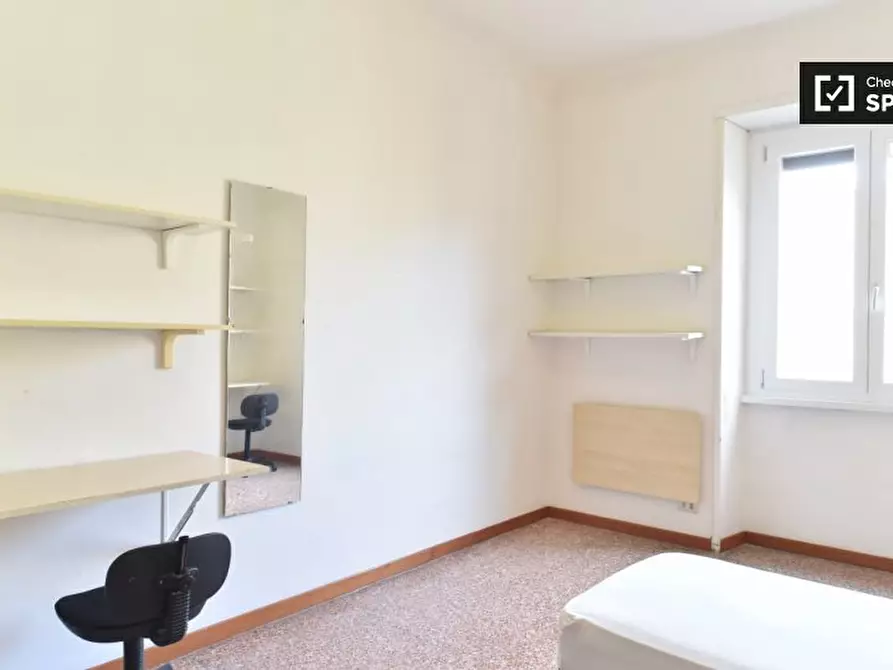 Immagine 19 di Camera condivisa in affitto  in Via Augusto Murri a Roma