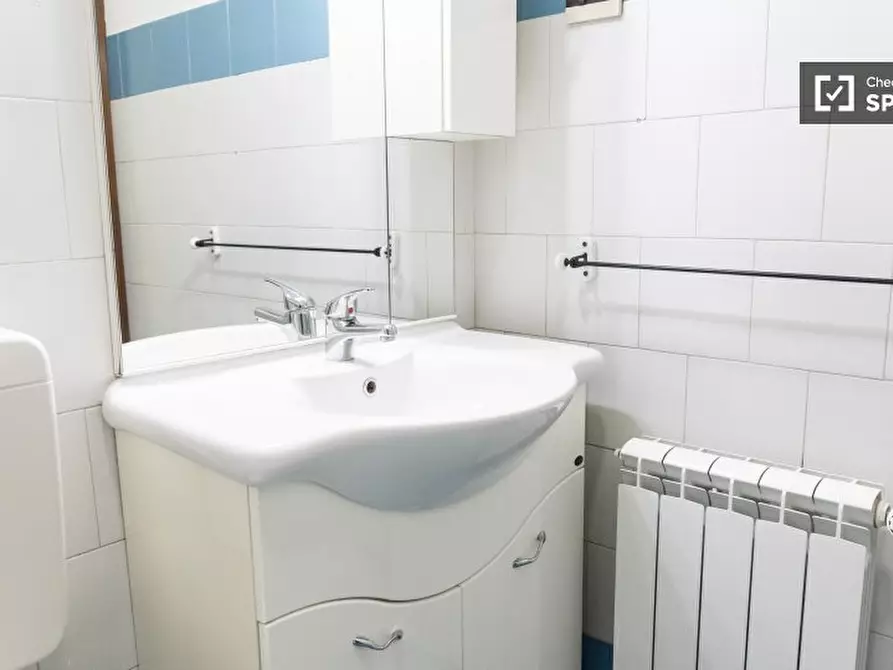 Immagine 11 di Appartamento in affitto  in Viale dei Caduti per la Resistenza a Roma