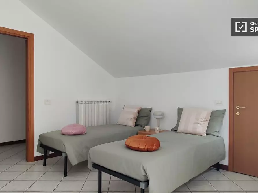 Immagine 11 di Appartamento in affitto  in Via Privata Ugo Tommei a Milano