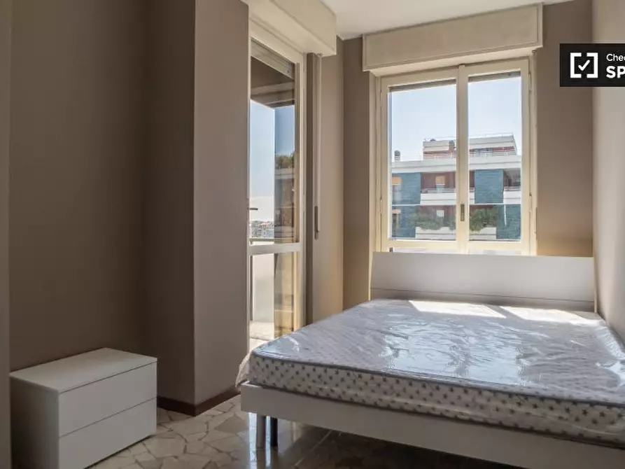 Immagine 2 di Camera condivisa in affitto  in Viale Ergisto Bezzi, 20146 Milano MI, Italy a Milano