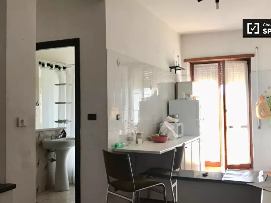 Immagine 11 di Camera condivisa in affitto  in Via di Trigoria, 00128 Selcetta RM, Italy a Roma