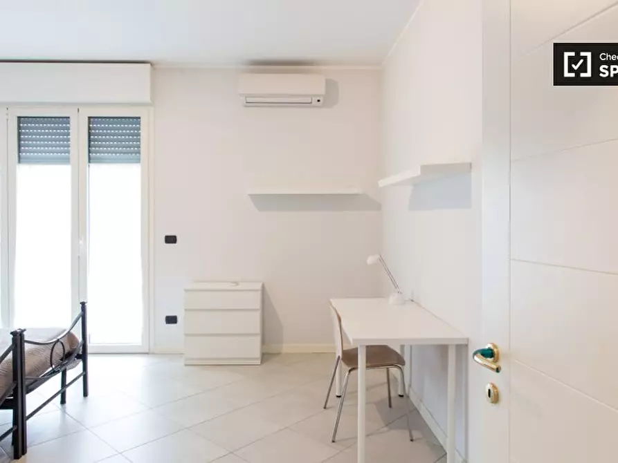 Immagine 18 di Camera condivisa in affitto  in Via Carlo Bertolazzi a Milano