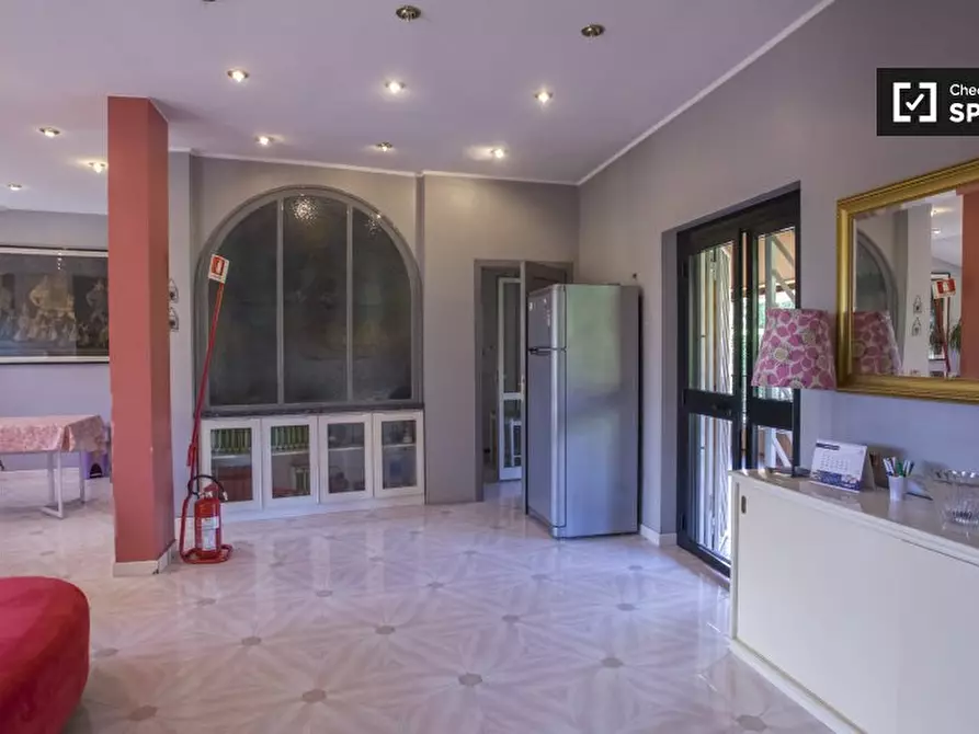 Immagine 5 di Appartamento in affitto  in Via Del fosso di Fioranello a Roma