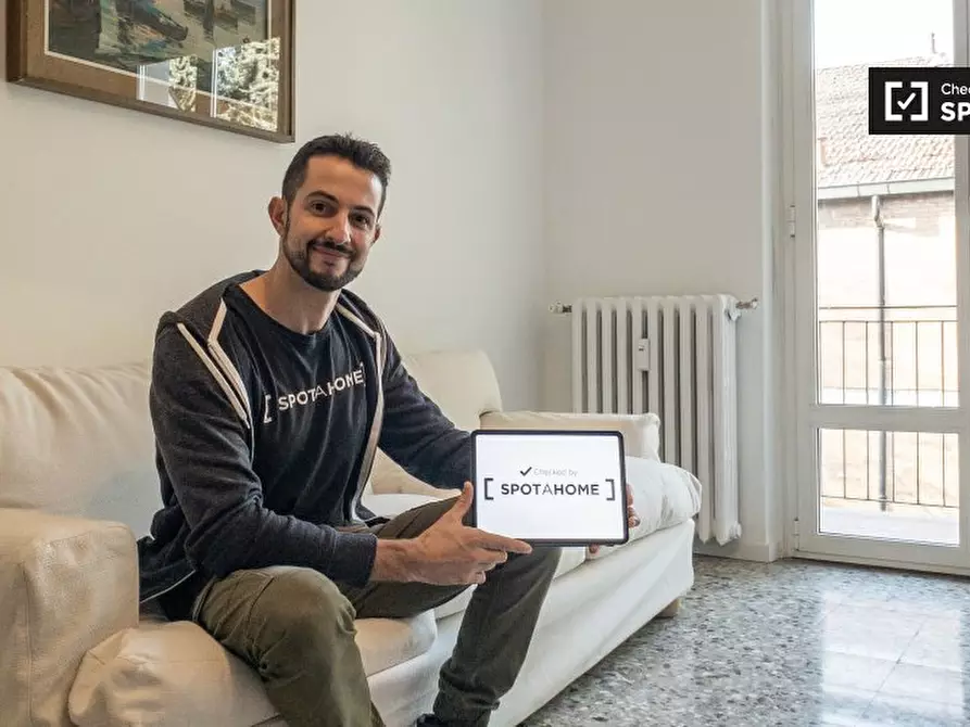 Immagine 5 di Appartamento in affitto  in Via Monreale a Milano