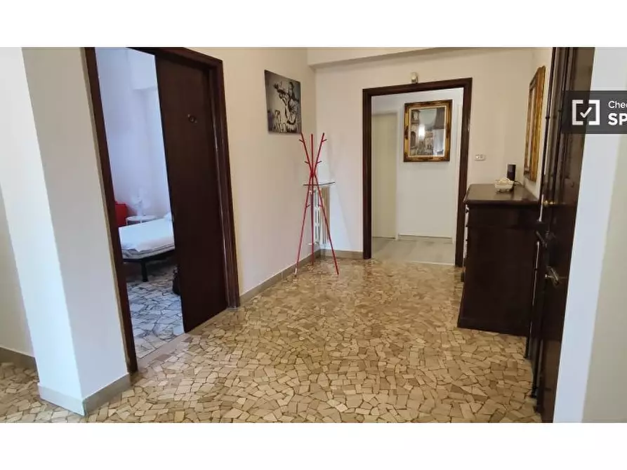 Immagine 19 di Camera condivisa in affitto  in Viale Fratelli Rosselli a Firenze