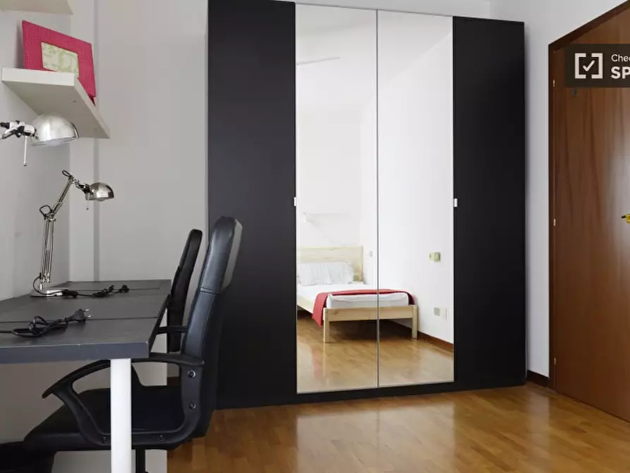 Immagine 9 di Camera condivisa in affitto  in Via dell'Innovazione a Milano