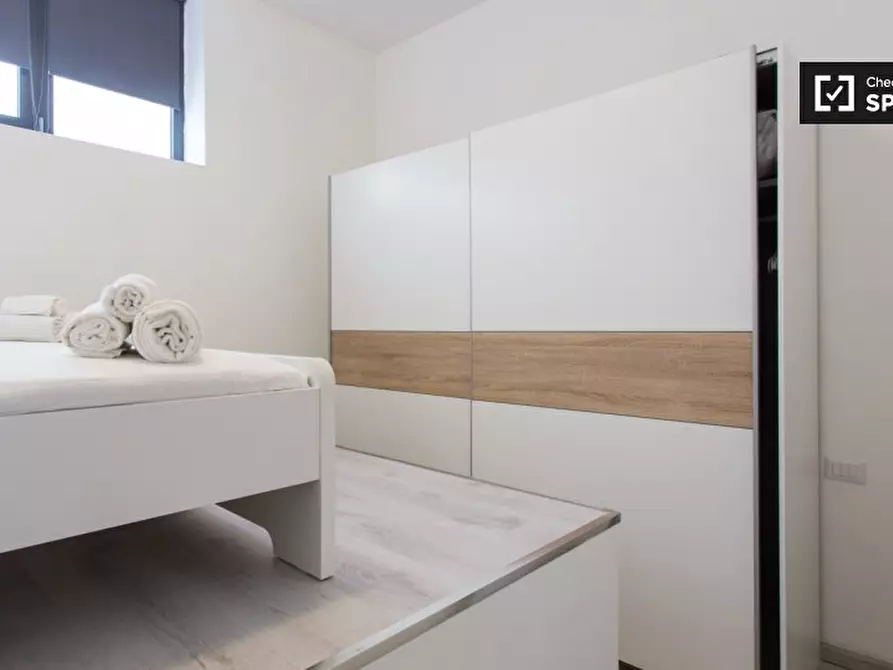 Immagine 15 di Camera condivisa in affitto  in Via Acerenza a Milano