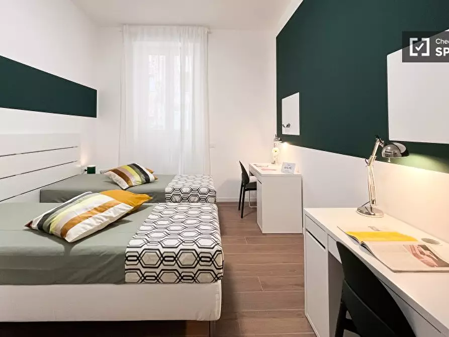 Immagine 10 di Camera condivisa in affitto  in Via Quadronno a Milano