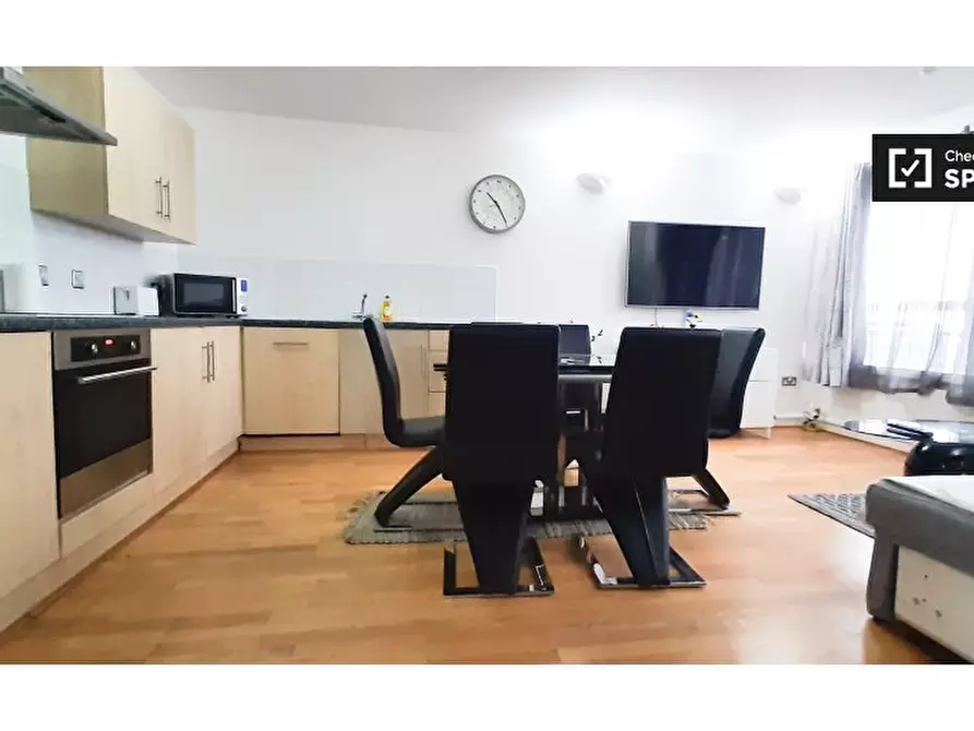 Immagine 14 di Appartamento in affitto  in Calderwood St a Eltham