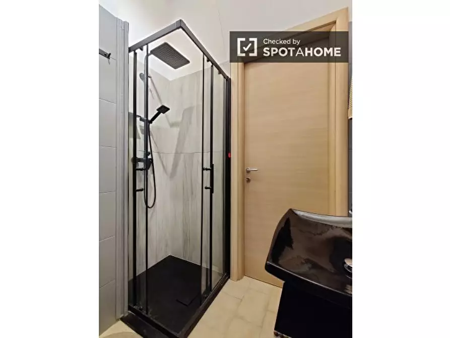 Immagine 15 di Ufficio in affitto  in Via Giuseppe Canella a Milano