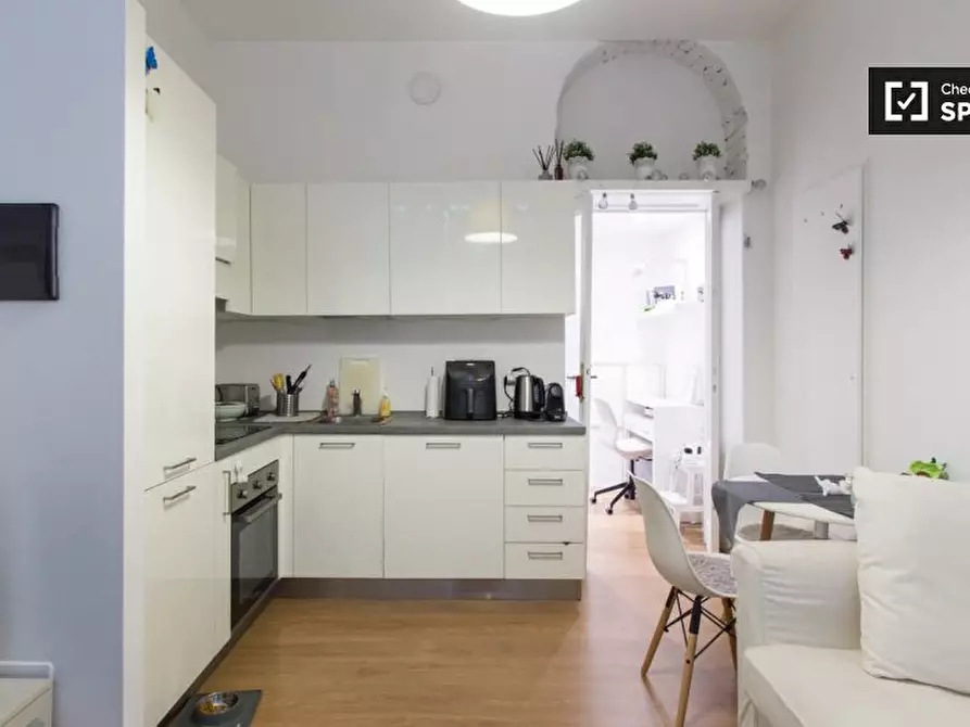 Immagine 2 di Appartamento in affitto  in Via Verona a Milano