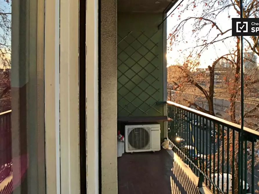 Immagine 5 di Camera condivisa in affitto  in Via Ferrante Aporti a Milano