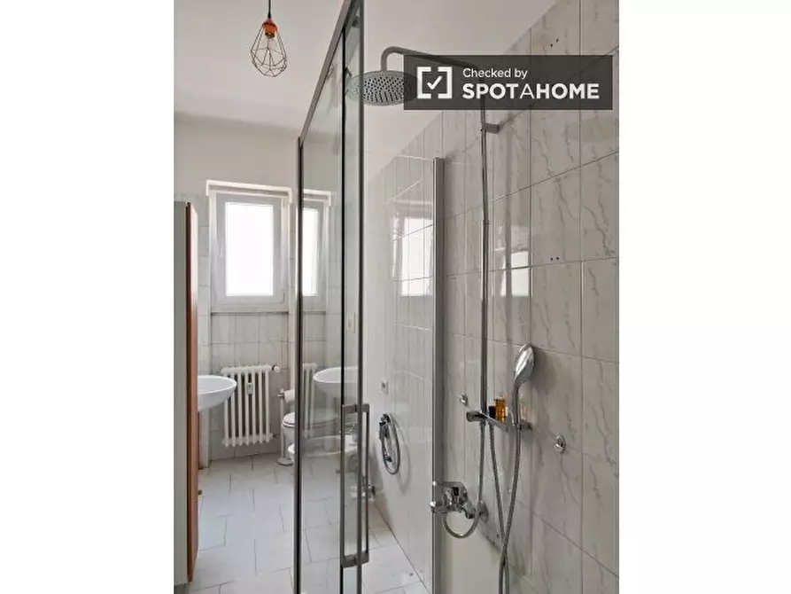 Immagine 6 di Appartamento in affitto  in Via degli Imbriani a Milano