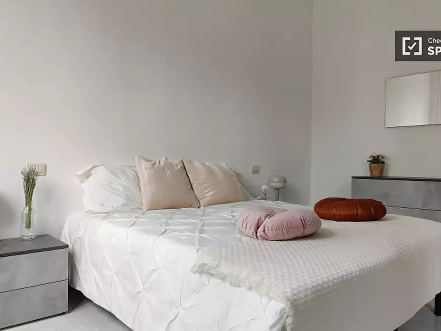 Immagine 2 di Appartamento in affitto  in Via Mario Morgantini a Milano