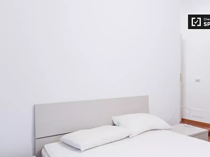 Immagine 15 di Appartamento in affitto  in Via Donatello a Milano