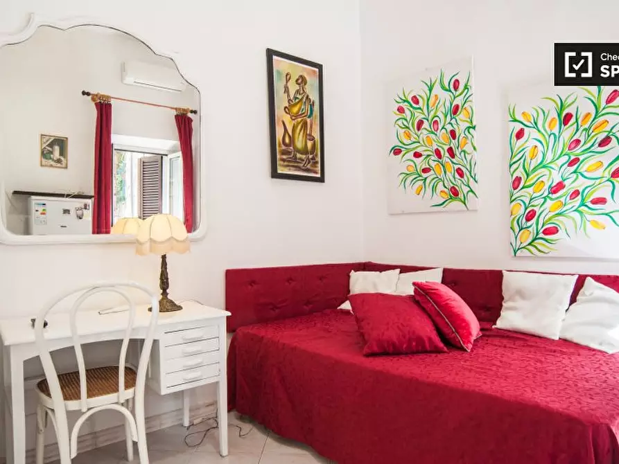 Immagine 2 di Appartamento in affitto  in Via di S. Maria Maggiore, 161, 00184 Roma RM, Italy a Roma