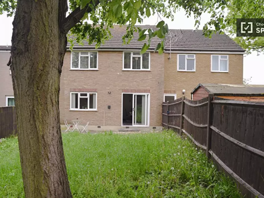 Immagine 10 di Appartamento in affitto  in A Tangmere Way a Brent