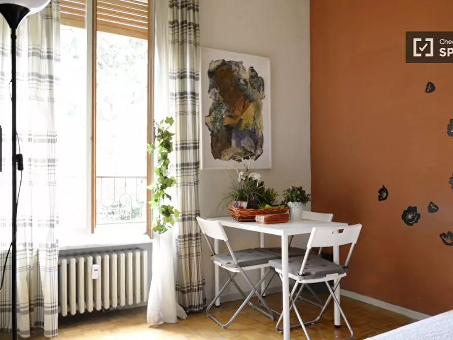 Immagine 2 di Camera condivisa in affitto  in Piazza dell'Assunta a Milano