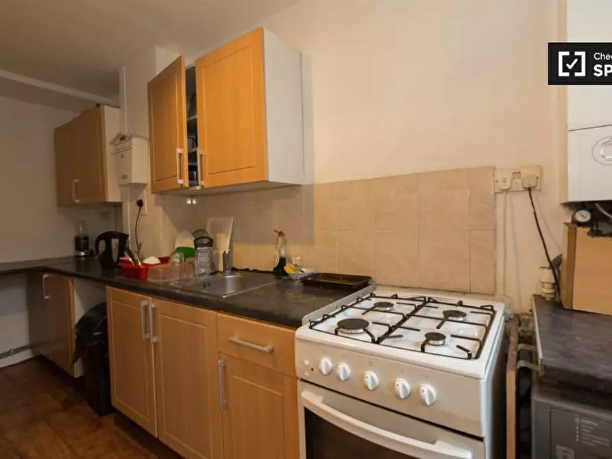 Immagine 5 di Camera condivisa in affitto  in Guildford Road a Lambeth