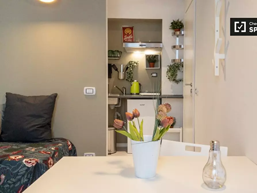 Immagine 11 di Ufficio in affitto  in Piazza Napoli, 20144 Milano MI, Italy a Milano