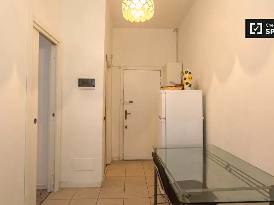 Immagine 8 di Camera condivisa in affitto  in Via Salasco a Milano