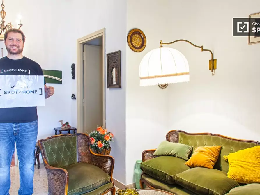 Immagine 8 di Camera condivisa in affitto  in Via Val Padana a Roma