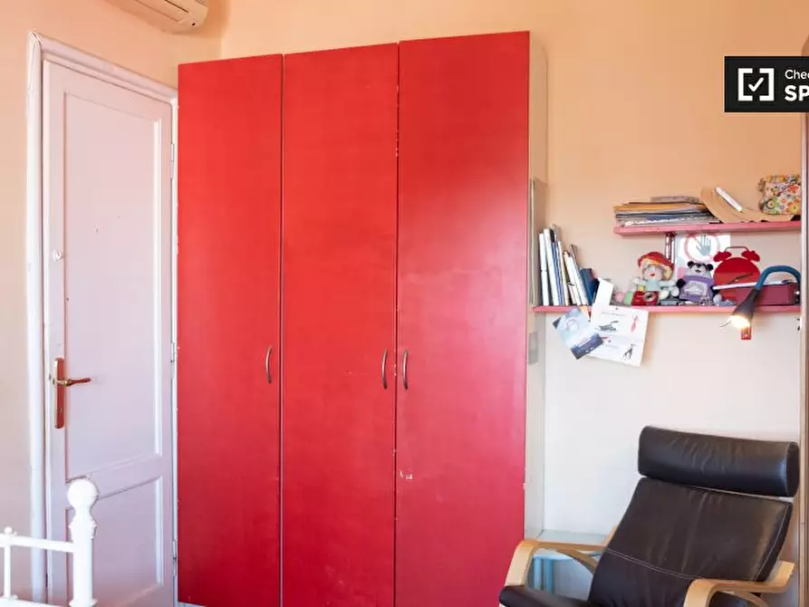 Immagine 3 di Camera condivisa in affitto  in Via Pietro Cartoni a Roma