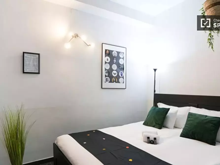 Immagine 9 di Appartamento in affitto  in Via Accademia Albertina a Torino