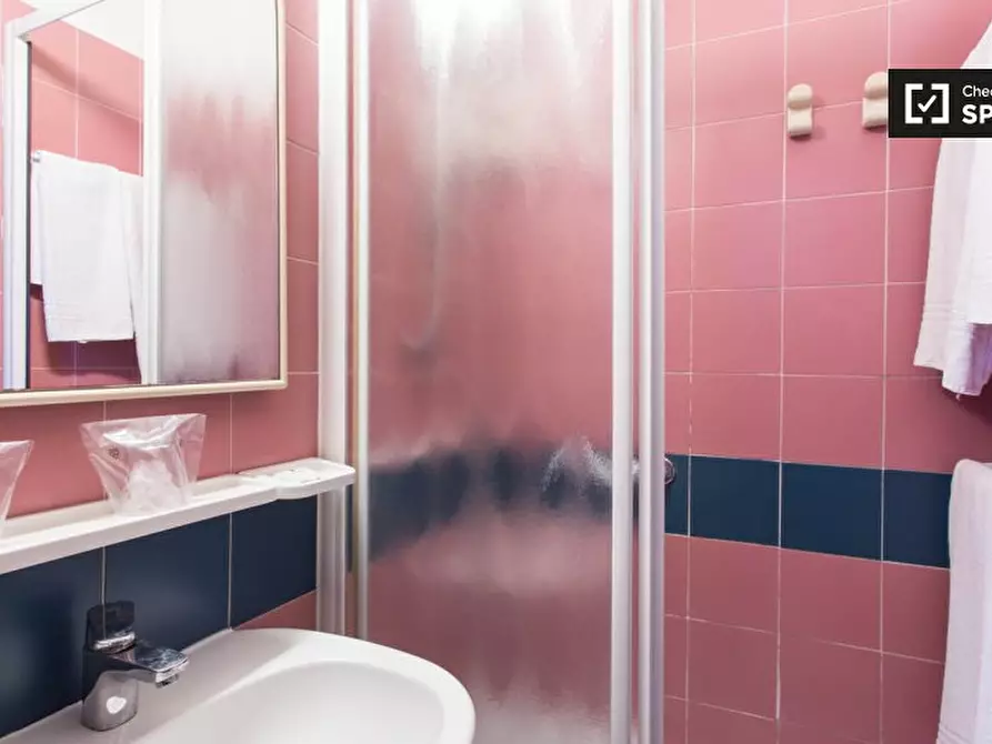 Immagine 10 di Ufficio in affitto  in Via Lepontina a Milano