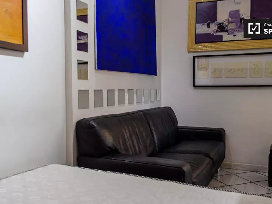 Immagine 12 di Ufficio in affitto  in Via Tuscolana, 00175 Roma RM, Italy a Roma