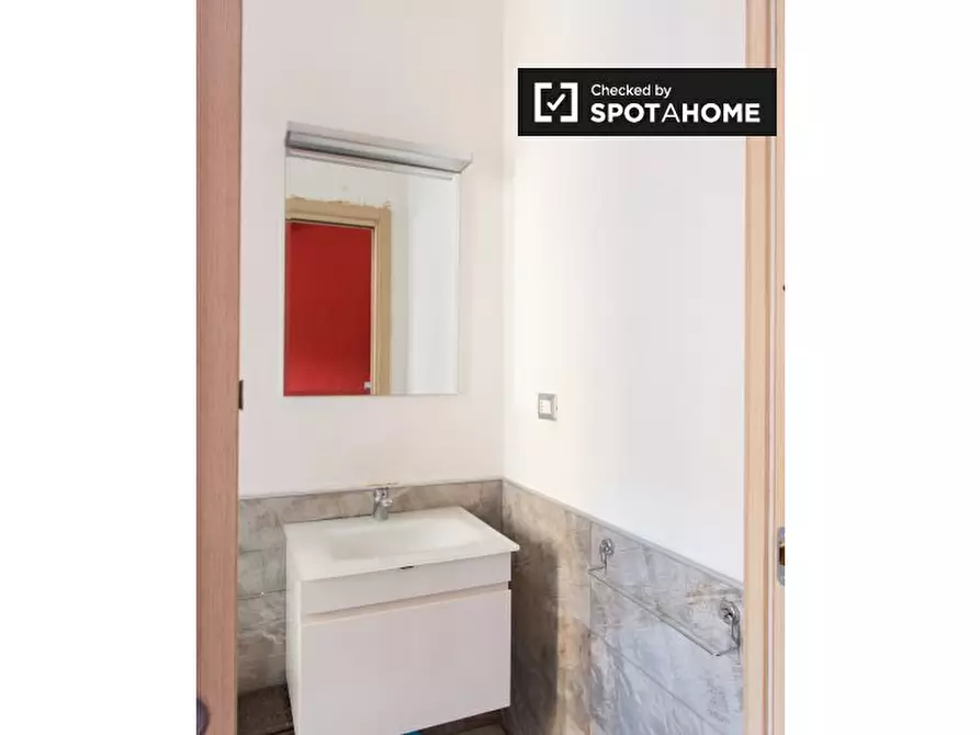 Immagine 8 di Appartamento in affitto  in Via Bordighera a Milano