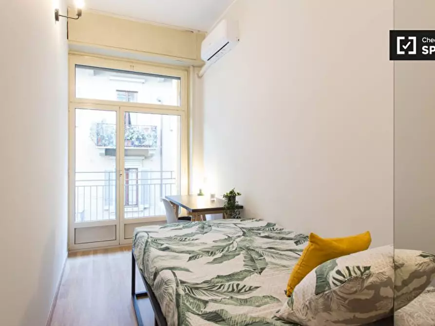 Immagine 2 di Camera condivisa in affitto  in Via Cerva a Milano