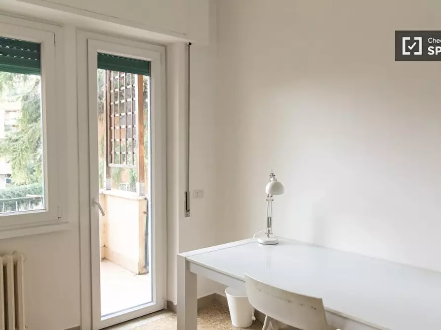 Immagine 18 di Camera condivisa in affitto  in Via Valnerina a Roma