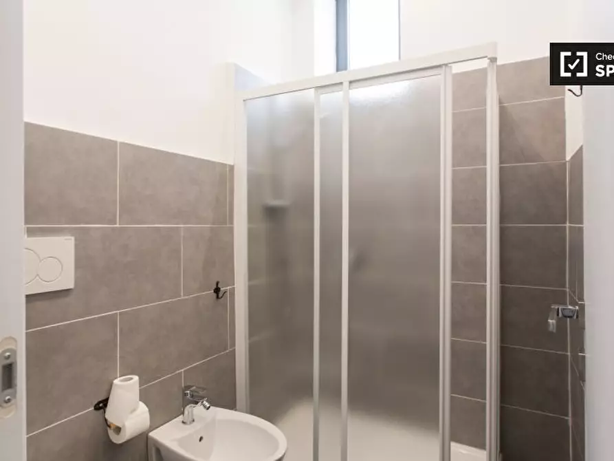 Immagine 9 di Camera condivisa in affitto  in Via Acerenza a Milano