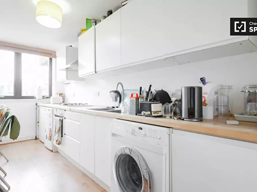 Immagine 12 di Camera condivisa in affitto  in Tavistock Cres a Kensington