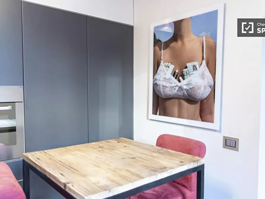 Immagine 7 di Appartamento in affitto  in Borgo Vittorio a Roma