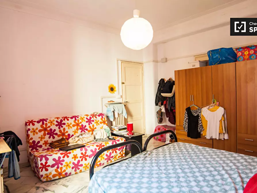 Immagine 7 di Camera condivisa in affitto  in Via Carnia a Roma