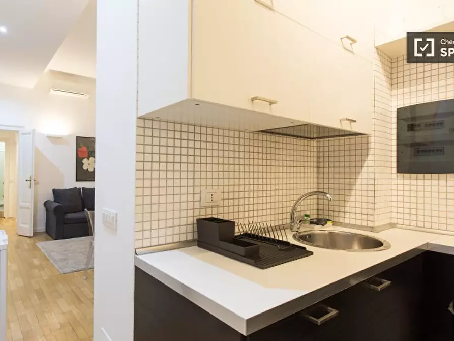 Immagine 5 di Appartamento in affitto  in Via Giosuè Carducci a Milano