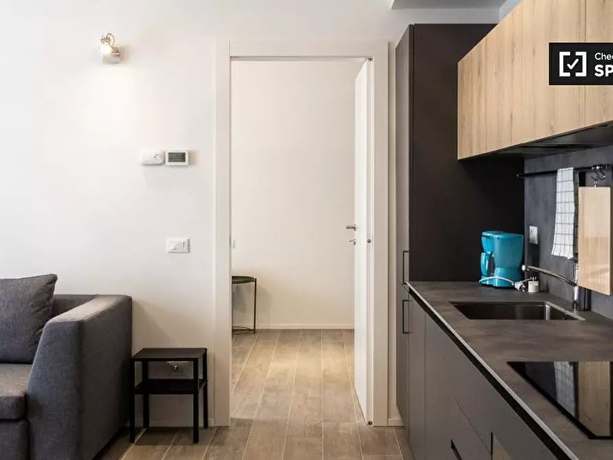 Immagine 15 di Appartamento in affitto  in Via Luigi Canonica a Milano