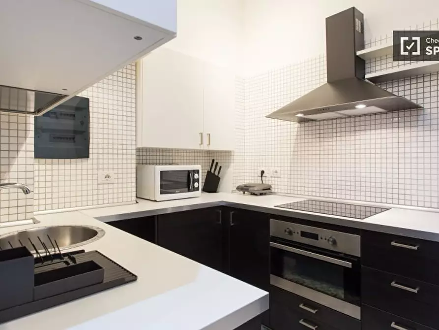 Immagine 6 di Appartamento in affitto  in Via Giosuè Carducci a Milano