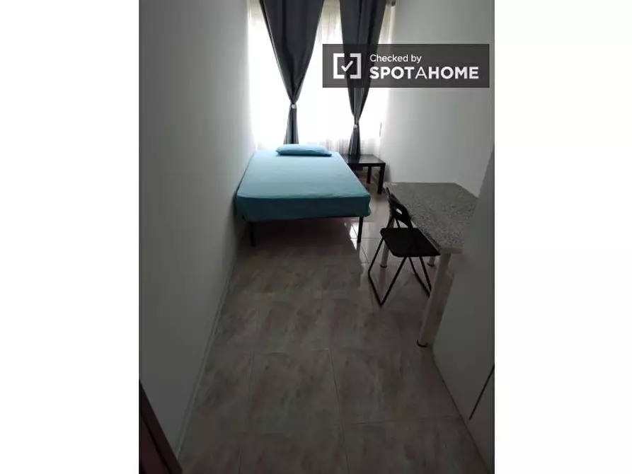 Immagine 7 di Camera condivisa in affitto  in Via Lero, 00144 Roma RM, Italy a Roma