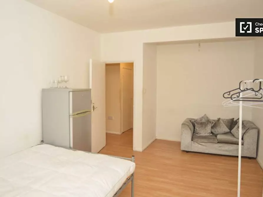 Immagine 4 di Camera condivisa in affitto  in Penford St a Camberwell