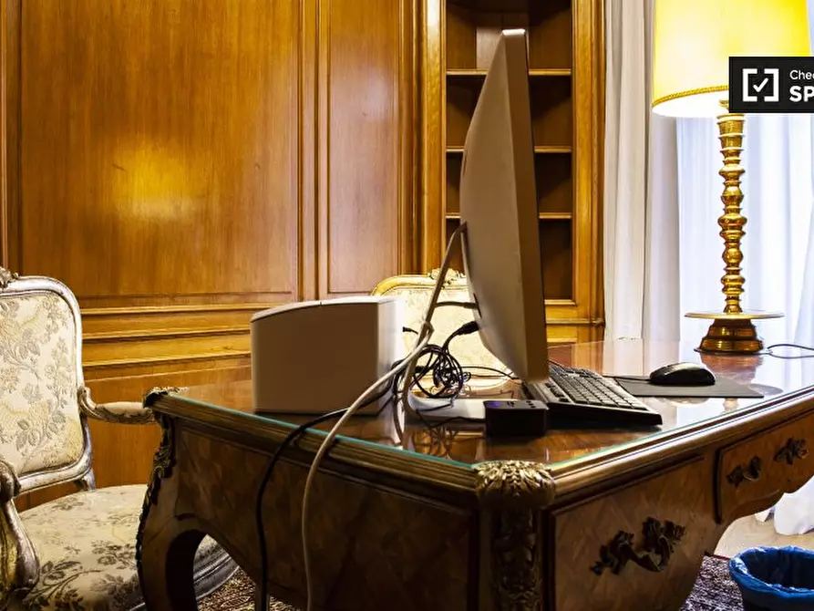 Immagine 11 di Appartamento in affitto  in Piazza dell'Oro a Roma