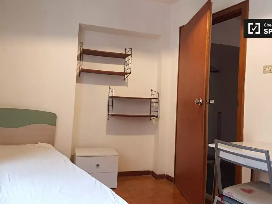 Immagine 2 di Camera condivisa in affitto  in Piazza Santa Maria Maggiore a Trento