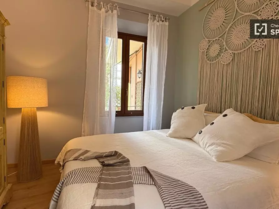 Immagine 7 di Appartamento in affitto  in Via di S. Angelo in Pescheria a Roma