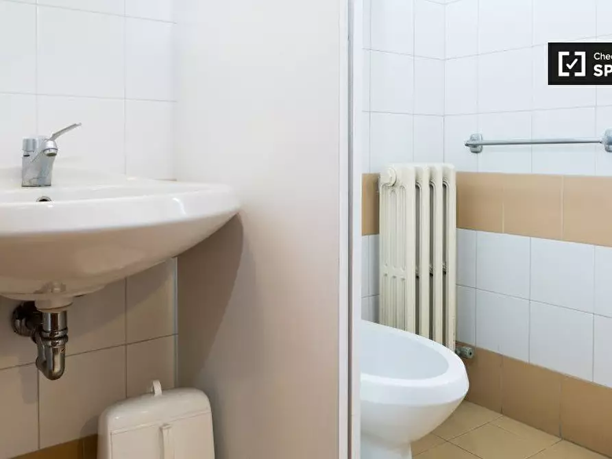 Immagine 7 di Camera condivisa in affitto  in Via Torquato Tasso a Sesto San Giovanni