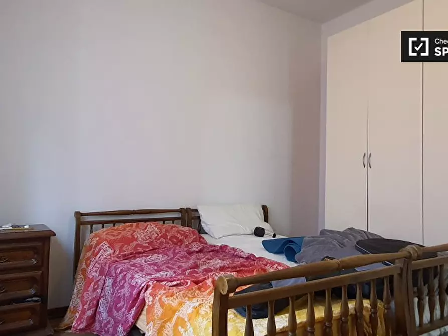 Immagine 2 di Camera condivisa in affitto  in Via Castelbarco a Trento