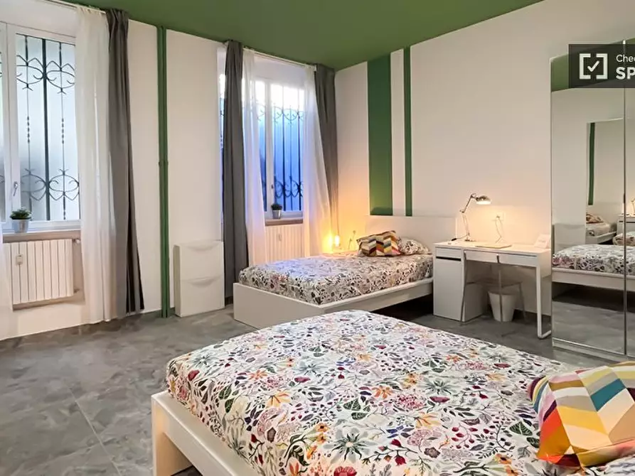 Immagine 2 di Camera condivisa in affitto  in Via Paolo Lomazzo a Milano